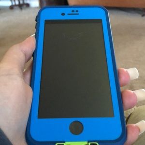 iPhone 8 life proof case